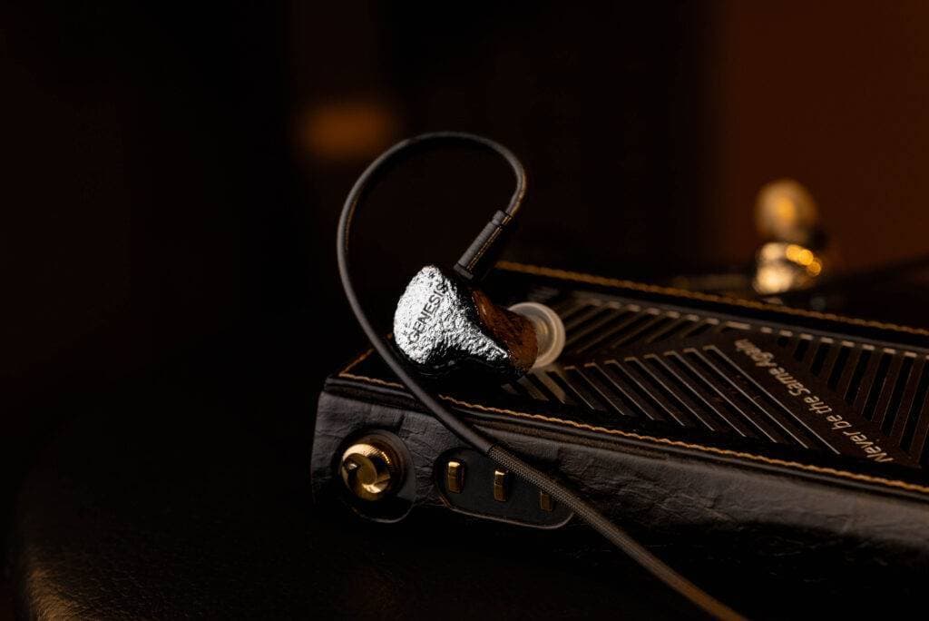 EarAcoustic Genesis 318S
